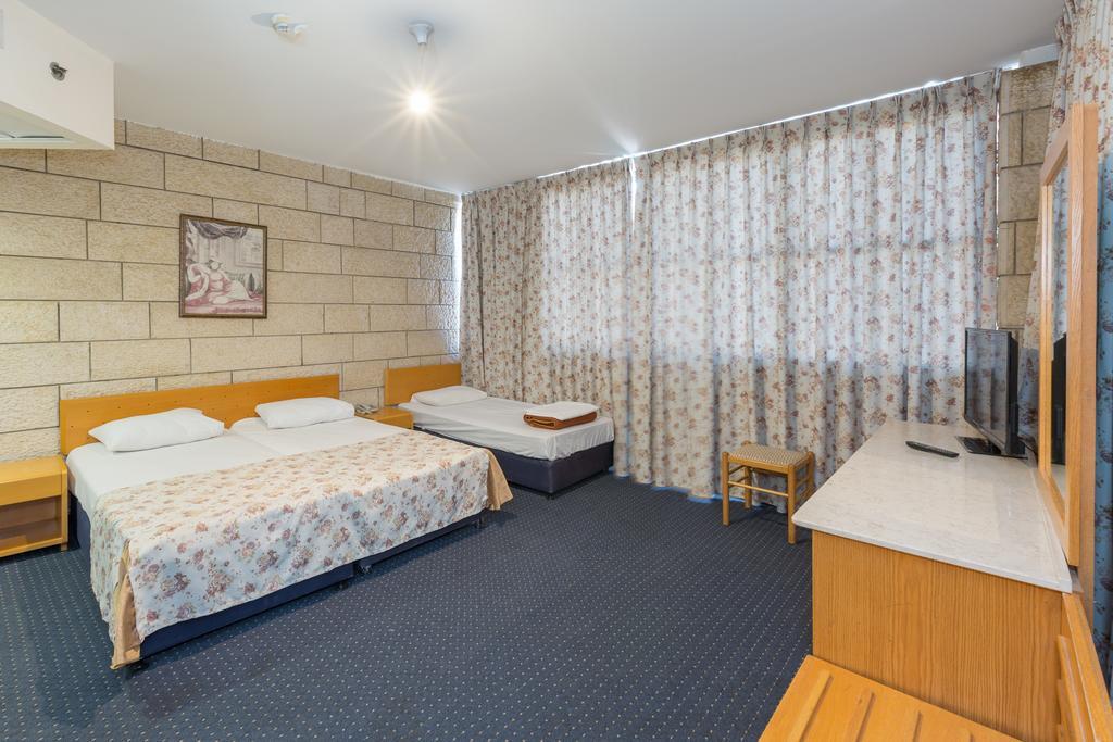 Hotel & Museum Dona Gracia Tiberias Eksteriør bilde
